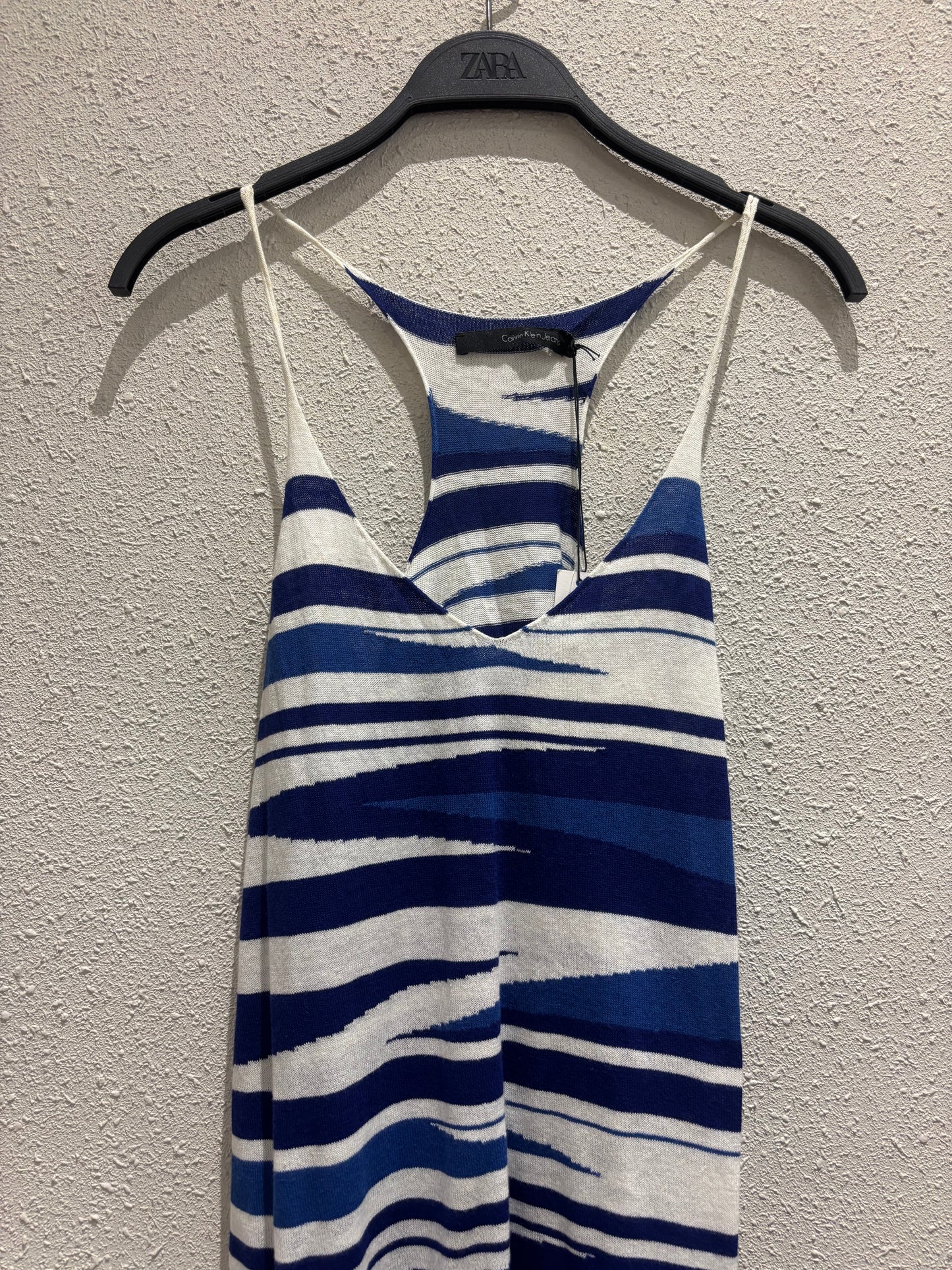 CK Top 0004